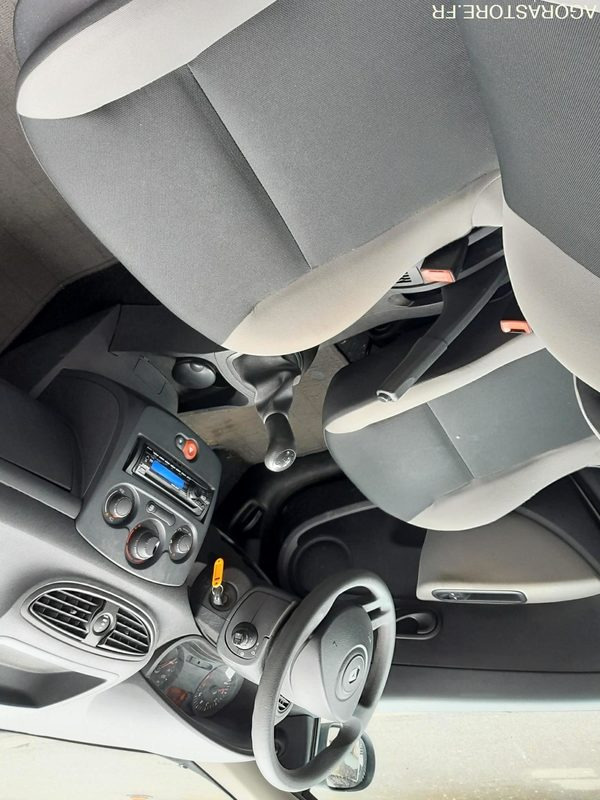 Très belle Renault Clio essence/GPL - Automobil: Foto 4 Très belle Renault Clio essence/GPL - Automobil: Foto 4