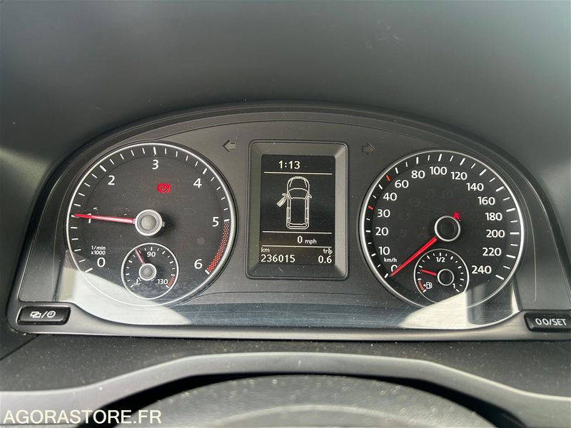 VOLKSWAGEN CADDY MAXI - EG903FN - 2016 - Kilométrage 236.100 km - Autoutilitară compactă: Foto 4 VOLKSWAGEN CADDY MAXI - EG903FN - 2016 - Kilométrage 236.100 km - Autoutilitară compactă: Foto 4