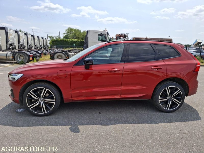 Volvo XC60 HYBRIDE - 2022 / 96206 KM - SUV: Foto 2 Volvo XC60 HYBRIDE - 2022 / 96206 KM - SUV: Foto 2