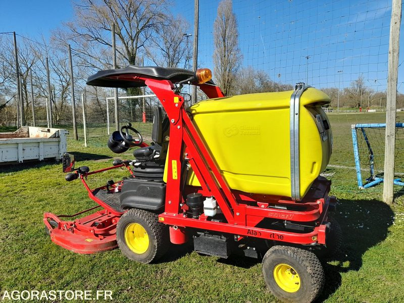 Tracteur tondeuse GIANNI FERRARI TURBO 4 | 276 heures | 2024 - Maşină de tuns iarba: Foto 2 Tracteur tondeuse GIANNI FERRARI TURBO 4 | 276 heures | 2024 - Maşină de tuns iarba: Foto 2