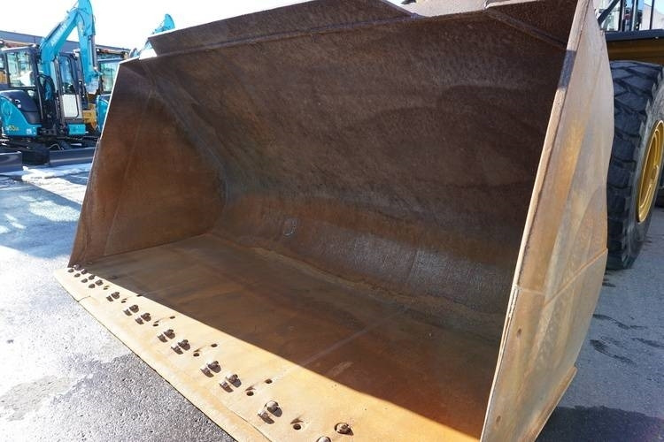 Încărcător frontal pe pneuri CAT 966K: Foto 17