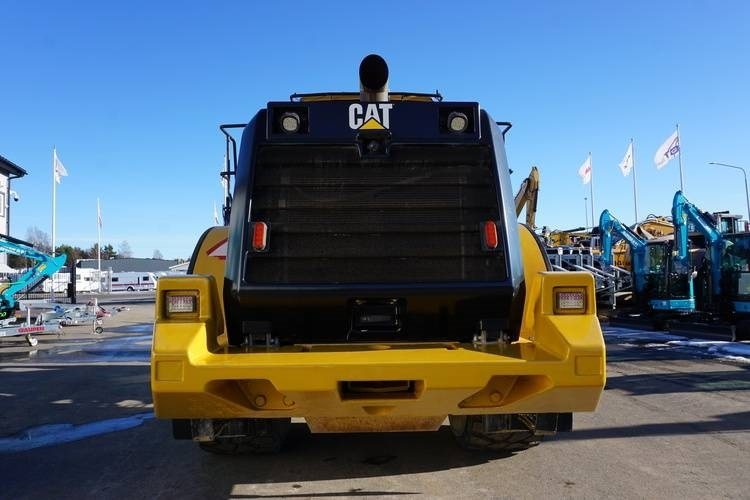 Încărcător frontal pe pneuri CAT 966K: Foto 6