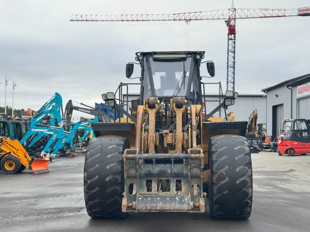 CAT 980 M - Încărcător frontal pe pneuri: Foto 2 CAT 980 M - Încărcător frontal pe pneuri: Foto 2