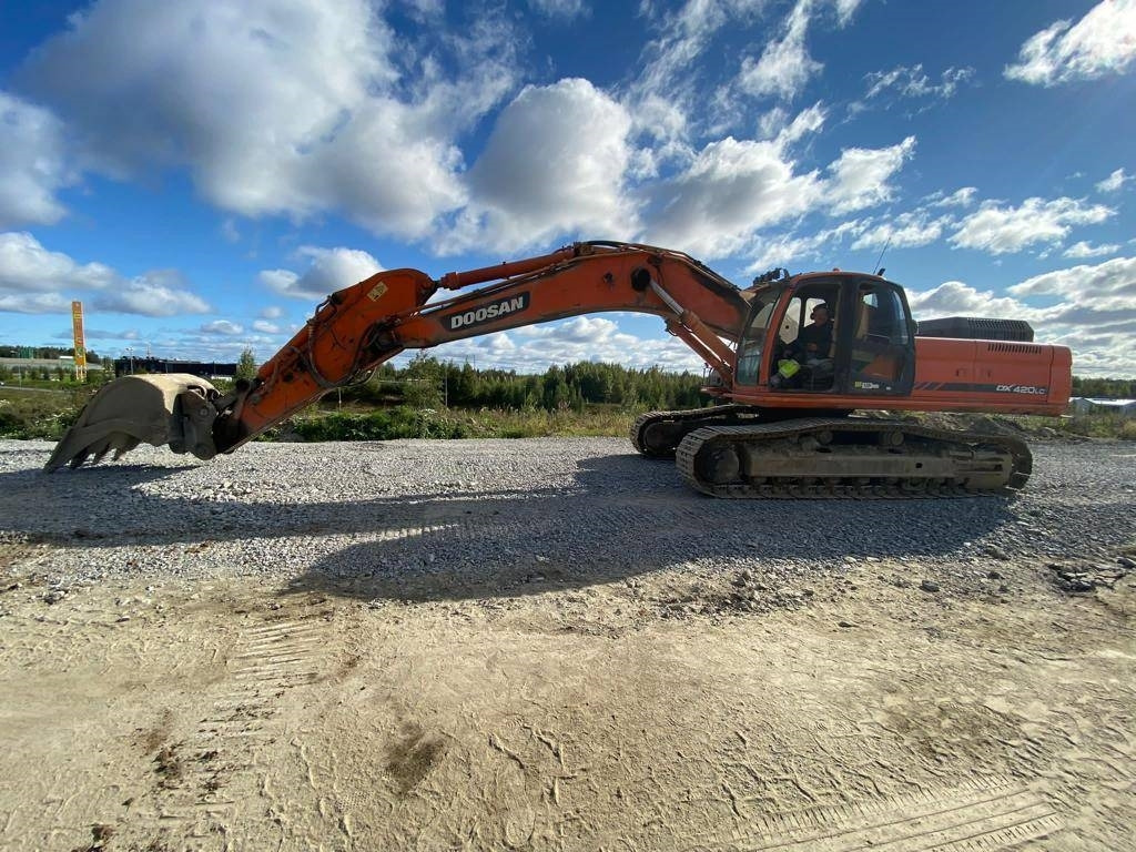 Doosan DX420LC - Excavator pe şenile: Foto 2 Doosan DX420LC - Excavator pe şenile: Foto 2
