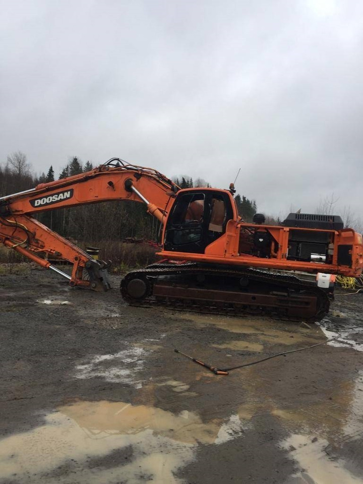 Doosan DX420LC - Excavator pe şenile: Foto 3 Doosan DX420LC - Excavator pe şenile: Foto 3