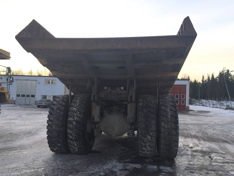 Komatsu HD405-6 - Camion minier: Foto 5 Komatsu HD405-6 - Camion minier: Foto 5