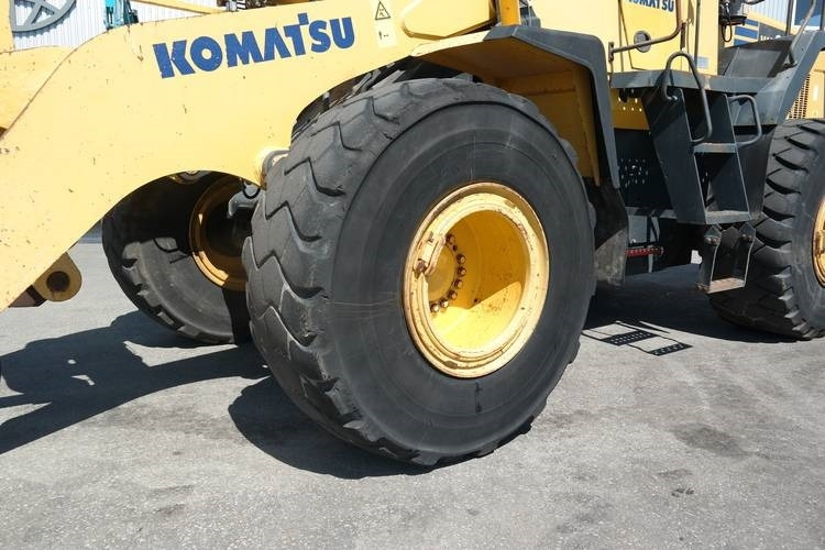 Komatsu WA 380-5-H - Încărcător frontal pe pneuri: Foto 2 Komatsu WA 380-5-H - Încărcător frontal pe pneuri: Foto 2