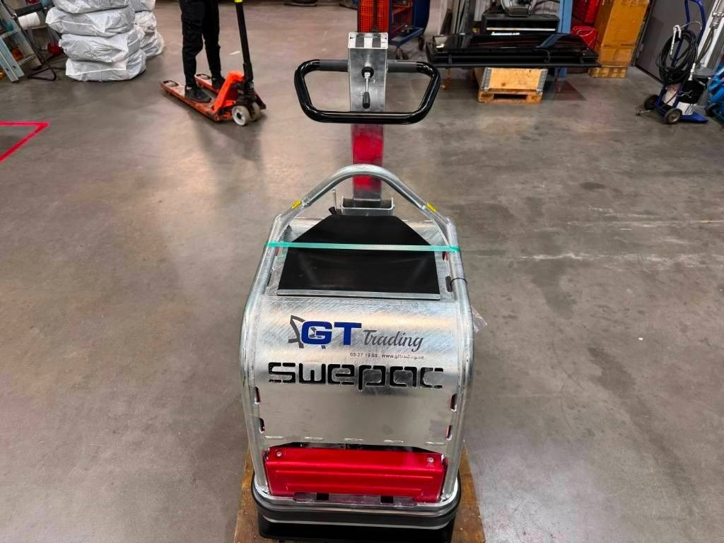 Swepac FB 510 - Placă compactoare: Foto 3 Swepac FB 510 - Placă compactoare: Foto 3