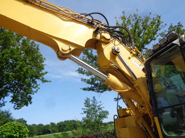 KOMATSU PC228 - Excavator pe şenile: Foto 5 KOMATSU PC228 - Excavator pe şenile: Foto 5