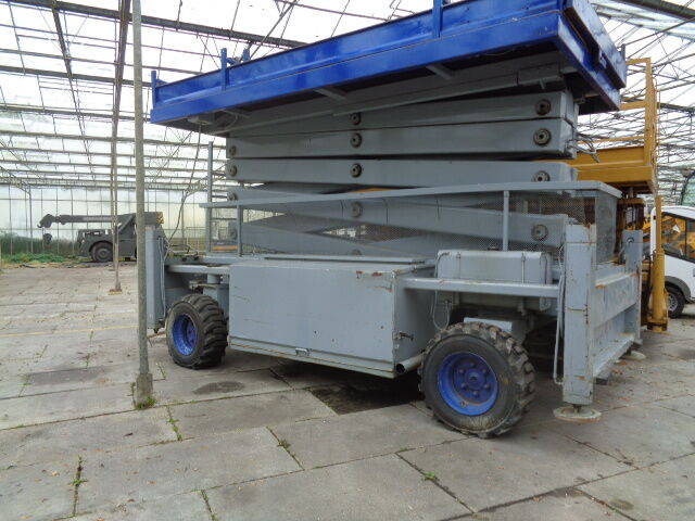 Platforma foarfeca Liftlux SL172-24D4WD: Foto 19 Platforma foarfeca Liftlux SL172-24D4WD: Foto 19