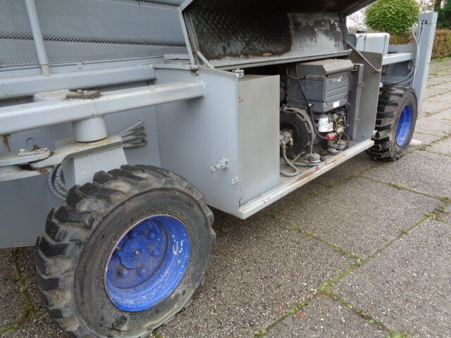 Platforma foarfeca Liftlux SL172-24D4WD: Foto 16 Platforma foarfeca Liftlux SL172-24D4WD: Foto 16