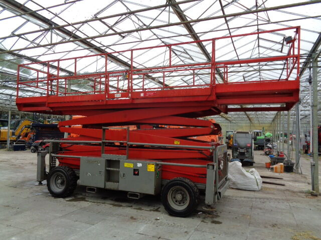 Skyjack SJ9250 - Platforma foarfeca: Foto 1 Skyjack SJ9250 - Platforma foarfeca: Foto 1