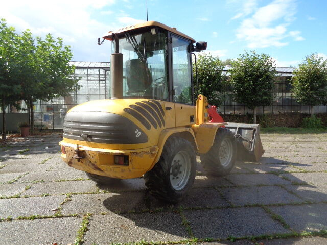 Volvo L30 - Încărcător frontal pe pneuri: Foto 2 Volvo L30 - Încărcător frontal pe pneuri: Foto 2