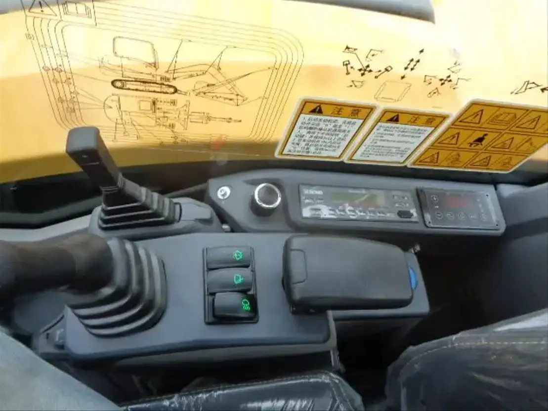 XCMG XE55GA - Excavator pe şenile: Foto 3 XCMG XE55GA - Excavator pe şenile: Foto 3