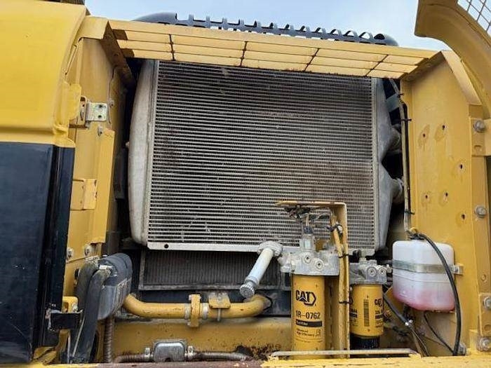 CAT 325 DLN - Excavator pe şenile: Foto 5 CAT 325 DLN - Excavator pe şenile: Foto 5
