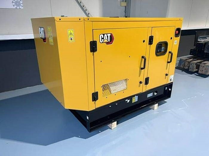 CAT DE 22 E3 - Generator electric: Foto 5 CAT DE 22 E3 - Generator electric: Foto 5