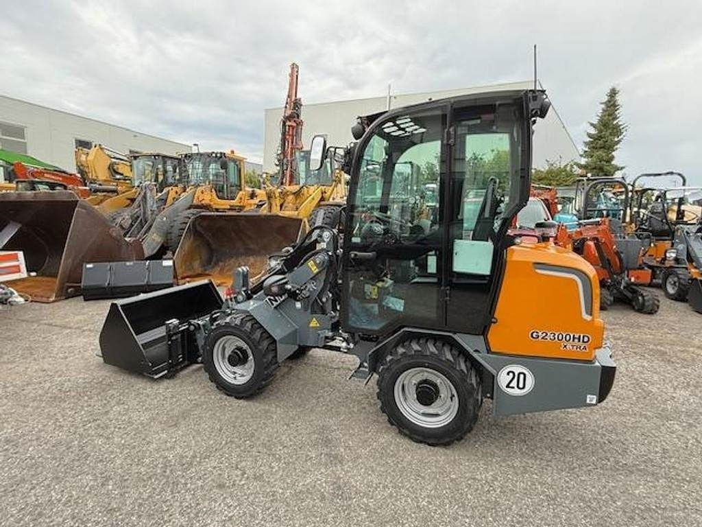 GiANT G2300 X-TRA HD - Încărcător frontal pe pneuri: Foto 4 GiANT G2300 X-TRA HD - Încărcător frontal pe pneuri: Foto 4