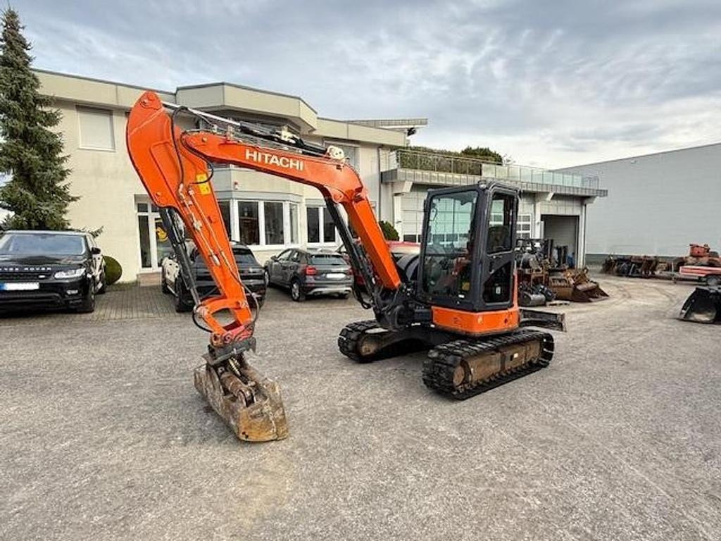 Hitachi ZX 55 U-5A - Mini excavator: Foto 1 Hitachi ZX 55 U-5A - Mini excavator: Foto 1
