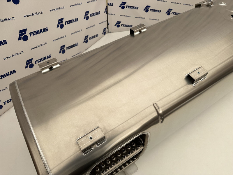 DAF New aluminum fuel tank 845L - Rezervor combustibil pentru Camion: Foto 4 DAF New aluminum fuel tank 845L - Rezervor combustibil pentru Camion: Foto 4