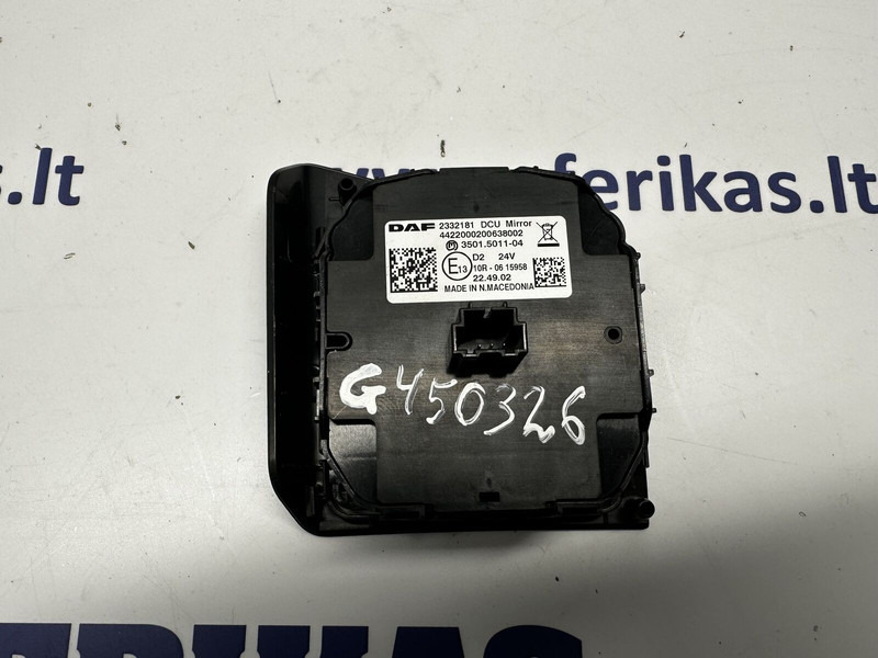 DAF windows and door lock switch - Calculator de bord pentru Camion: Foto 2 DAF windows and door lock switch - Calculator de bord pentru Camion: Foto 2