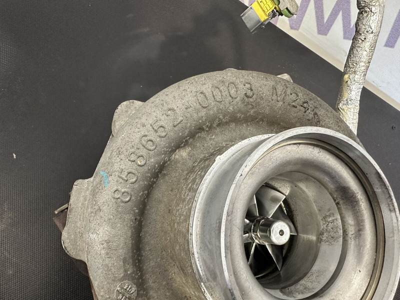 Garrett turbo - Turbocompresor pentru Camion: Foto 3 Garrett turbo - Turbocompresor pentru Camion: Foto 3