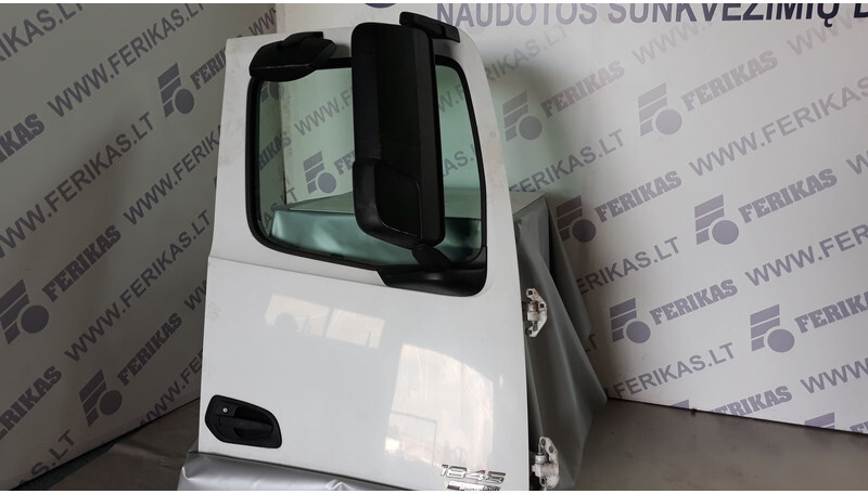 Mercedes-Benz Actros MP4 - Uşă și piese pentru Camion: Foto 1 Mercedes-Benz Actros MP4 - Uşă și piese pentru Camion: Foto 1