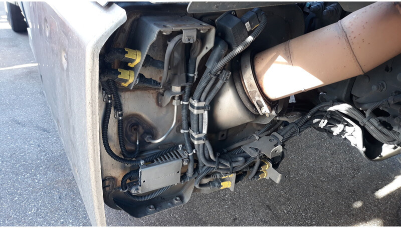 Mercedes-Benz Actros MP4 - Convertor catalitic pentru Camion: Foto 4 Mercedes-Benz Actros MP4 - Convertor catalitic pentru Camion: Foto 4