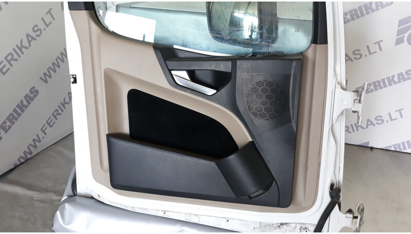 Mercedes-Benz Actros MP4 - Uşă și piese pentru Camion: Foto 4 Mercedes-Benz Actros MP4 - Uşă și piese pentru Camion: Foto 4