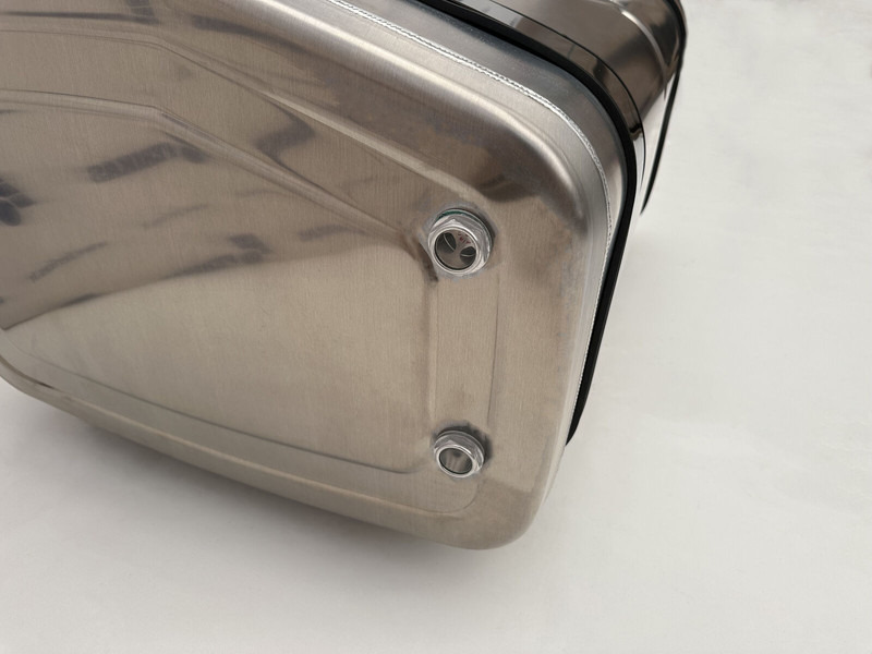 Mercedes-Benz - Rezervor hidraulic pentru Camion: Foto 3 Mercedes-Benz - Rezervor hidraulic pentru Camion: Foto 3