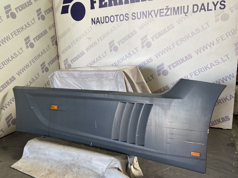 Mercedes-Benz actros MP4 - Aerodinamică/ Spoiler pentru Camion: Foto 1 Mercedes-Benz actros MP4 - Aerodinamică/ Spoiler pentru Camion: Foto 1