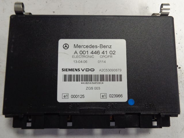 Mercedes-Benz electronic CPC FR control unit A (WORLDWIDE DELIVERY) - Calculator de bord pentru Camion: Foto 1 Mercedes-Benz electronic CPC FR control unit A (WORLDWIDE DELIVERY) - Calculator de bord pentru Camion: Foto 1