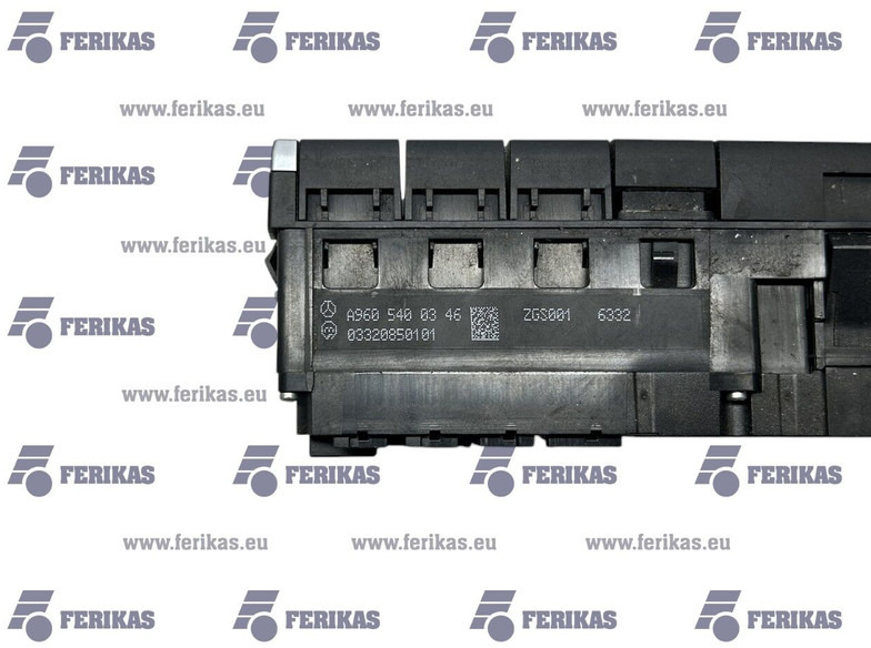 Mercedes-Benz warning light switch panel - Tablou de bord pentru Camion: Foto 3 Mercedes-Benz warning light switch panel - Tablou de bord pentru Camion: Foto 3
