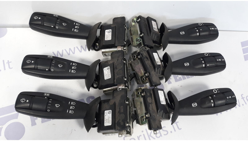 Mercedes-Benz wiper, turn switch stalk - Releu pentru Camion: Foto 4 Mercedes-Benz wiper, turn switch stalk - Releu pentru Camion: Foto 4
