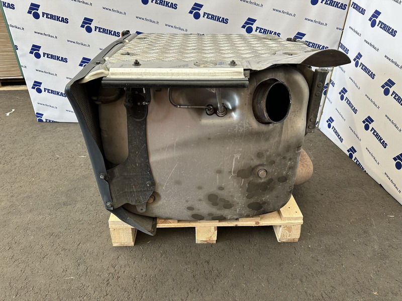 Scania exhaust catalyst - Convertor catalitic pentru Camion: Foto 2 Scania exhaust catalyst - Convertor catalitic pentru Camion: Foto 2