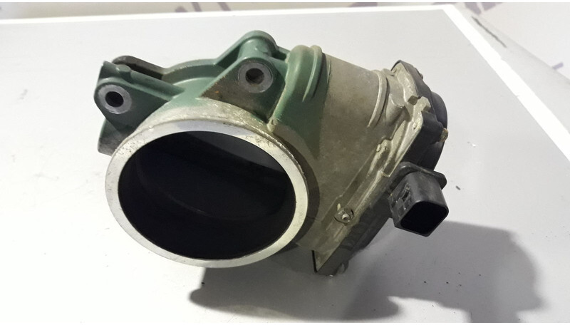 Volvo EGR valve - Motor şi piese pentru Camion: Foto 3 Volvo EGR valve - Motor şi piese pentru Camion: Foto 3
