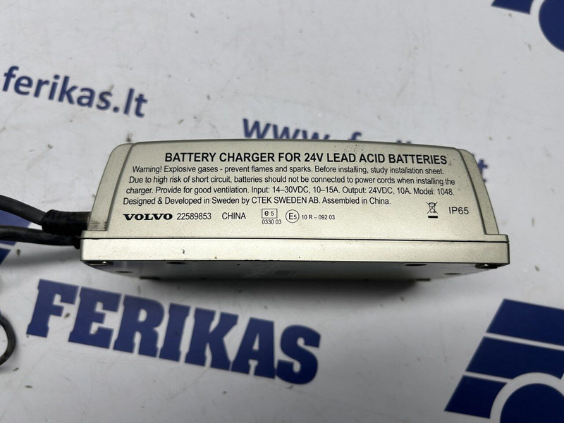 Volvo battery charger, converter - Sistem electric pentru Camion: Foto 3 Volvo battery charger, converter - Sistem electric pentru Camion: Foto 3