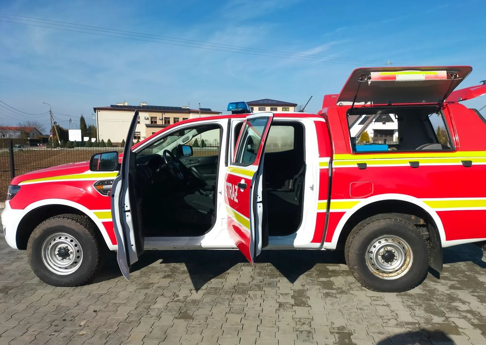 Ford Ranger 4x4 2.0 TDCI Straż strażacki pożarniczy ratowniczy pickup (Amarok, Navara, L200, Hilux) - Pick-up: Foto 3 Ford Ranger 4x4 2.0 TDCI Straż strażacki pożarniczy ratowniczy pickup (Amarok, Navara, L200, Hilux) - Pick-up: Foto 3
