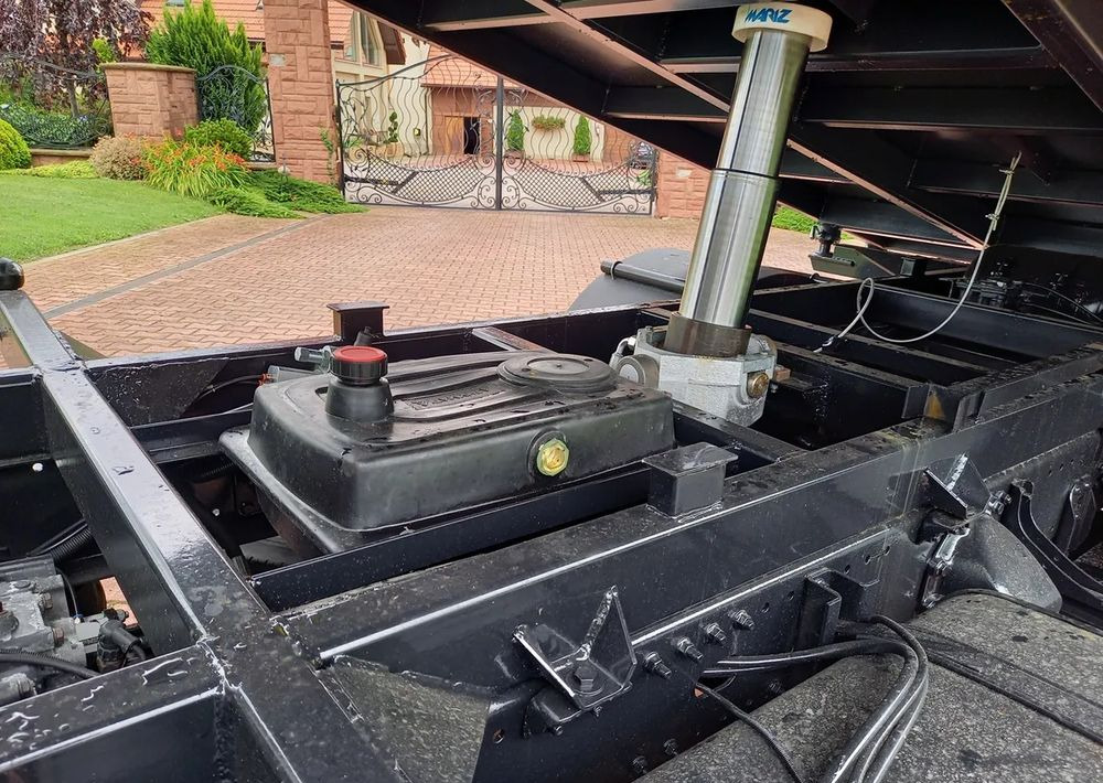 Camion basculantă MAN TGL 12 250 EURO 5 WYWROTKA WYWROT KIPER: Foto 14 Camion basculantă MAN TGL 12 250 EURO 5 WYWROTKA WYWROT KIPER: Foto 14