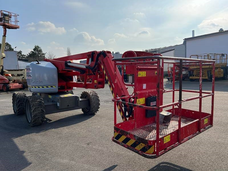 Genie Z45/25 JRT 4x4 diesel 16m (1530) - Nacela articulata: Foto 5 Genie Z45/25 JRT 4x4 diesel 16m (1530) - Nacela articulata: Foto 5