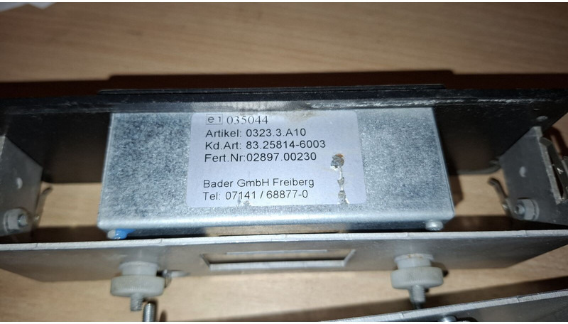 MAN Wabco 037 20/05 . 4461950040 - Calculator de bord: Foto 3 MAN Wabco 037 20/05 . 4461950040 - Calculator de bord: Foto 3