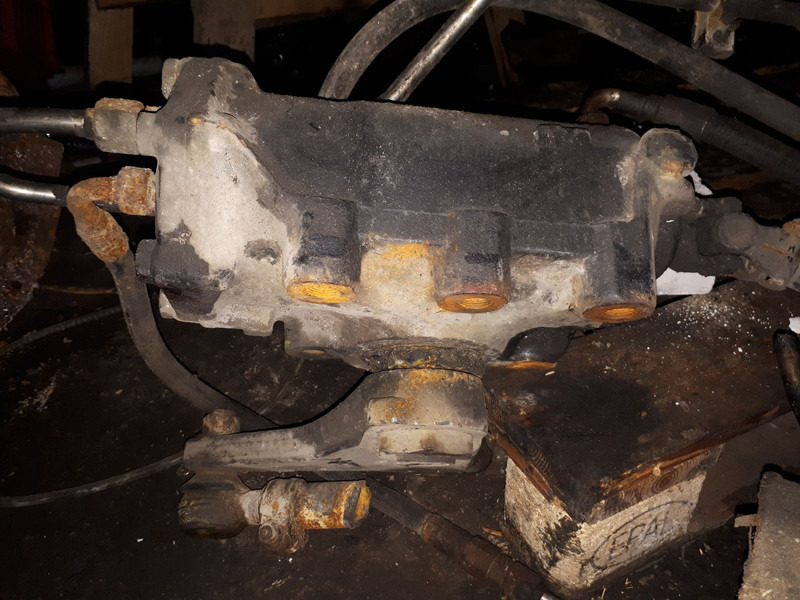 Mercedes-Benz Автобуса Беркховю Вольво ю Скания - Casetă de direcție: Foto 5 Mercedes-Benz Автобуса Беркховю Вольво ю Скания - Casetă de direcție: Foto 5