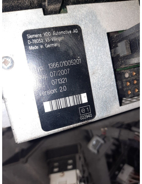 Mercedes-Benz D-78052VS - Tablou de bord: Foto 3 Mercedes-Benz D-78052VS - Tablou de bord: Foto 3