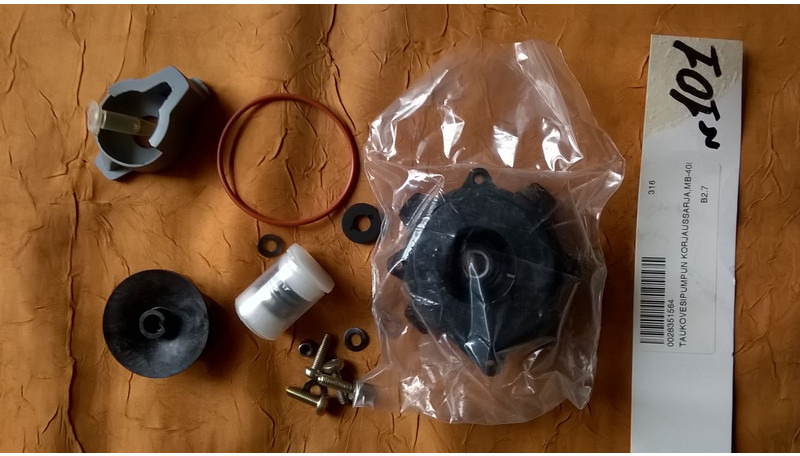 Mercedes-Benz O405 - Piesă de schimb: Foto 1 Mercedes-Benz O405 - Piesă de schimb: Foto 1