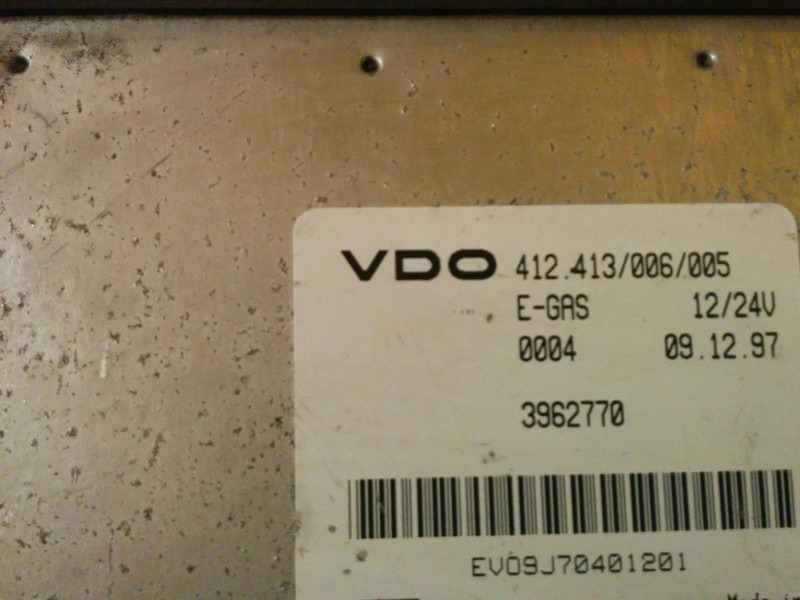 Scania VDO 412.413/006/005 412.413/006/002 - Calculator de bord: Foto 4 Scania VDO 412.413/006/005 412.413/006/002 - Calculator de bord: Foto 4