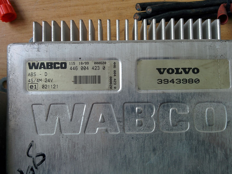 Scania WABCO -4460040850 .4S/4M-4460044230. 4460044040.6S/6M4460034160. - Calculator de bord: Foto 5 Scania WABCO -4460040850 .4S/4M-4460044230. 4460044040.6S/6M4460034160. - Calculator de bord: Foto 5