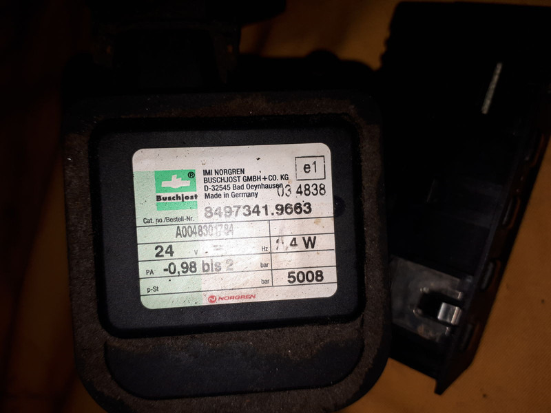 Scania охлаждения - Pompă de lichid de răcire: Foto 3 Scania охлаждения - Pompă de lichid de răcire: Foto 3