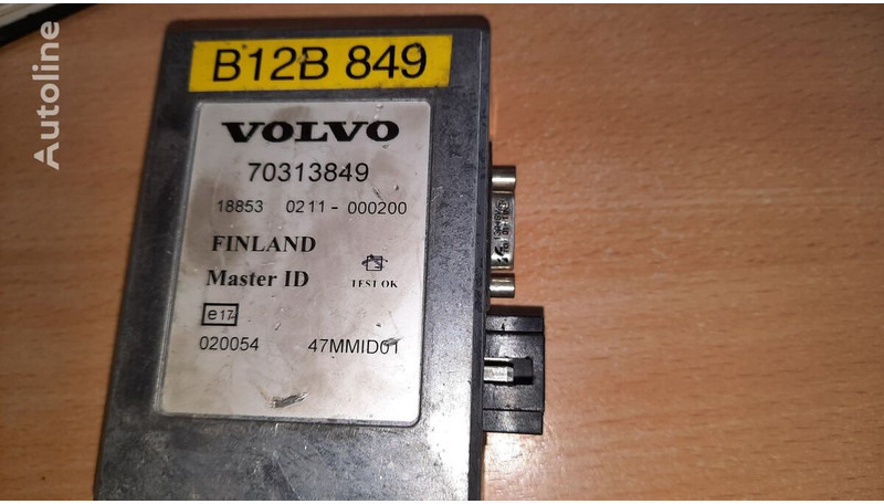Volvo 70329277 / 70395975-P01 / 70361720-P01 / 70322237-P02 - Calculator de bord: Foto 3 Volvo 70329277 / 70395975-P01 / 70361720-P01 / 70322237-P02 - Calculator de bord: Foto 3