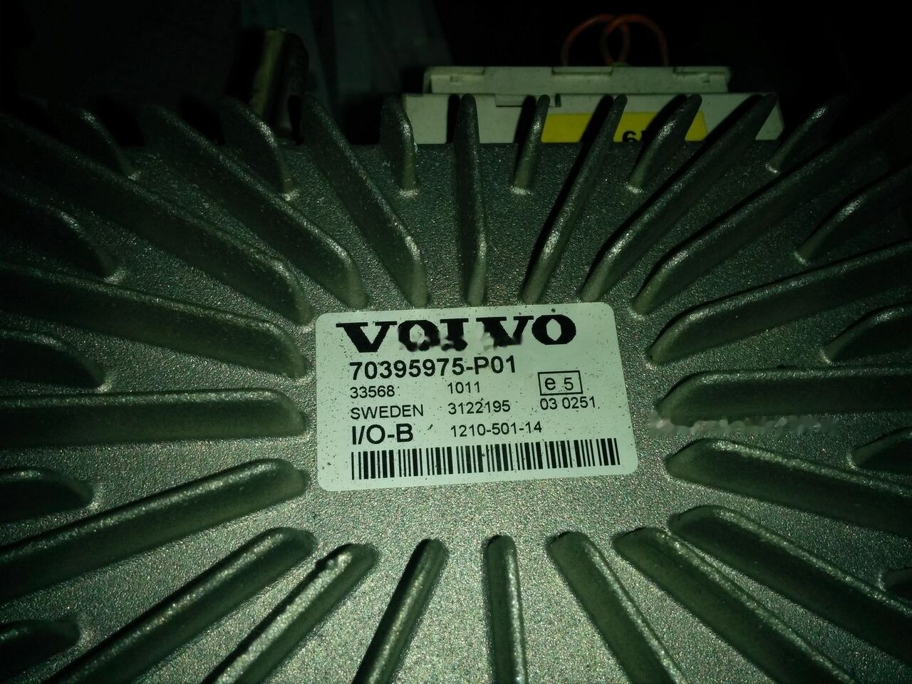 Volvo 70329277 / 70395975-P01 / 70361720-P01 / 70322237-P02 Volvo B12 - Calculator de bord pentru Autobuz: Foto 2 Volvo 70329277 / 70395975-P01 / 70361720-P01 / 70322237-P02 Volvo B12 - Calculator de bord pentru Autobuz: Foto 2