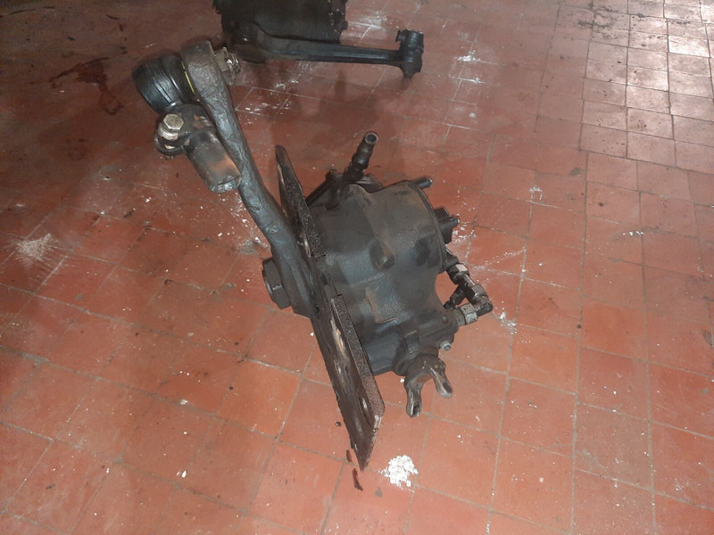 Volvo Scania Irizar. MAN. - Casetă de direcție: Foto 4 Volvo Scania Irizar. MAN. - Casetă de direcție: Foto 4