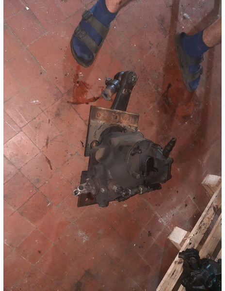 Volvo Scania Irizar. MAN. - Casetă de direcție: Foto 5 Volvo Scania Irizar. MAN. - Casetă de direcție: Foto 5